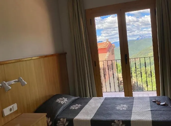 Alt Llobregat Gæstehus Castellar De N'Hug